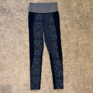Athleta Women’s XS Fun Blue Leggings